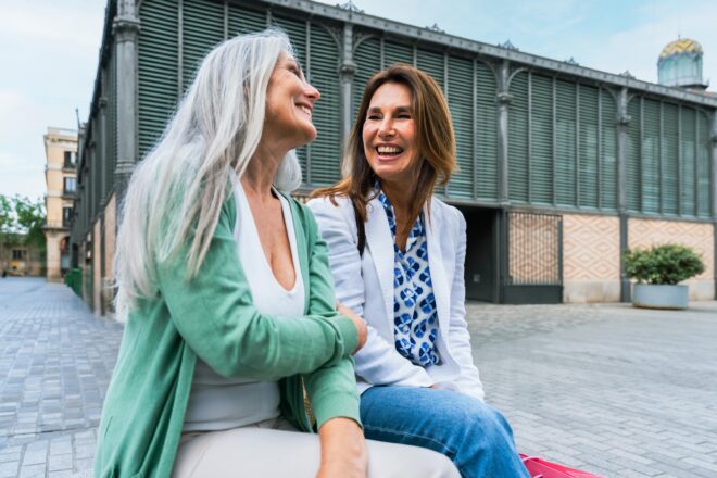 Frauen In Den Wechseljahren Unterhalten Und Bauen Stress Ab
